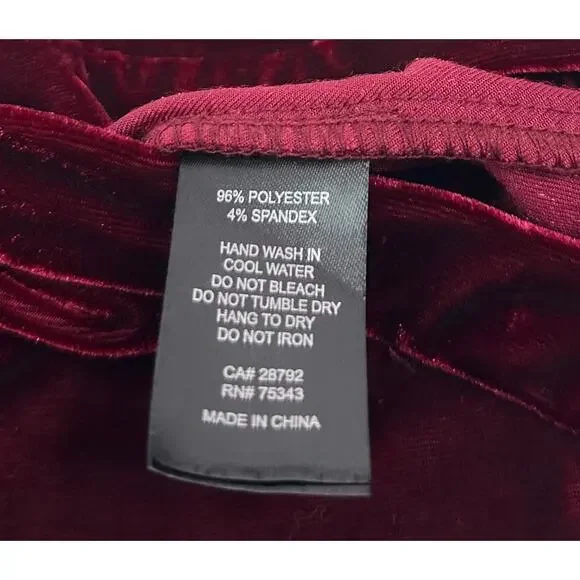 House of Harlow 1960 Red Velvet Ruched Button Front Dress Size Medium - Picture 8 of 8